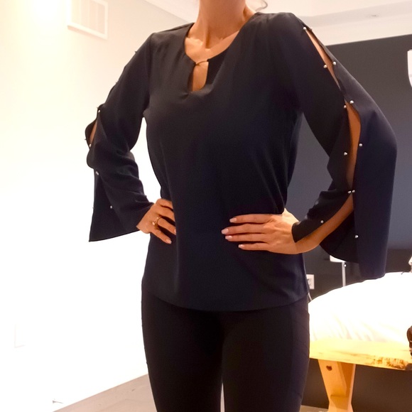 Lilly Morgan Blouse - Picture 4 of 10